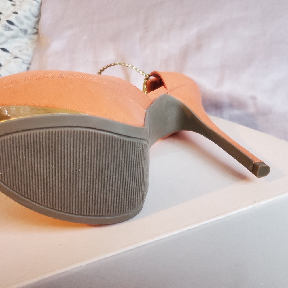 shoedazzle platform heels